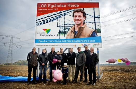 Onthulling projectbord LOG Egchel