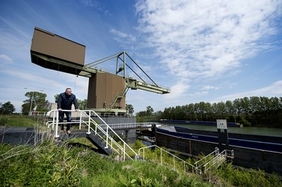Arnold Cox, OML Zevenellen (Maartje van Berkel)