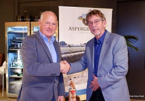 Voorzitterswissel AspergeGilde